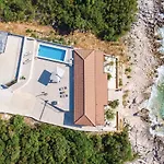 Pet Friendly Home In Loviste * Lovište
