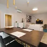 Pet Friendly Home In Loviste * Lovište