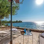 Pet Friendly Home In Loviste *
