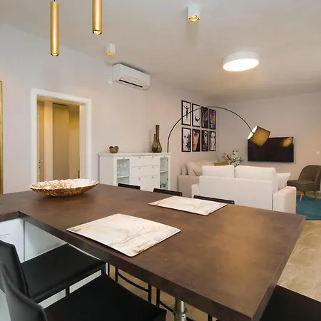 Pet Friendly Home In Loviste * Loviste